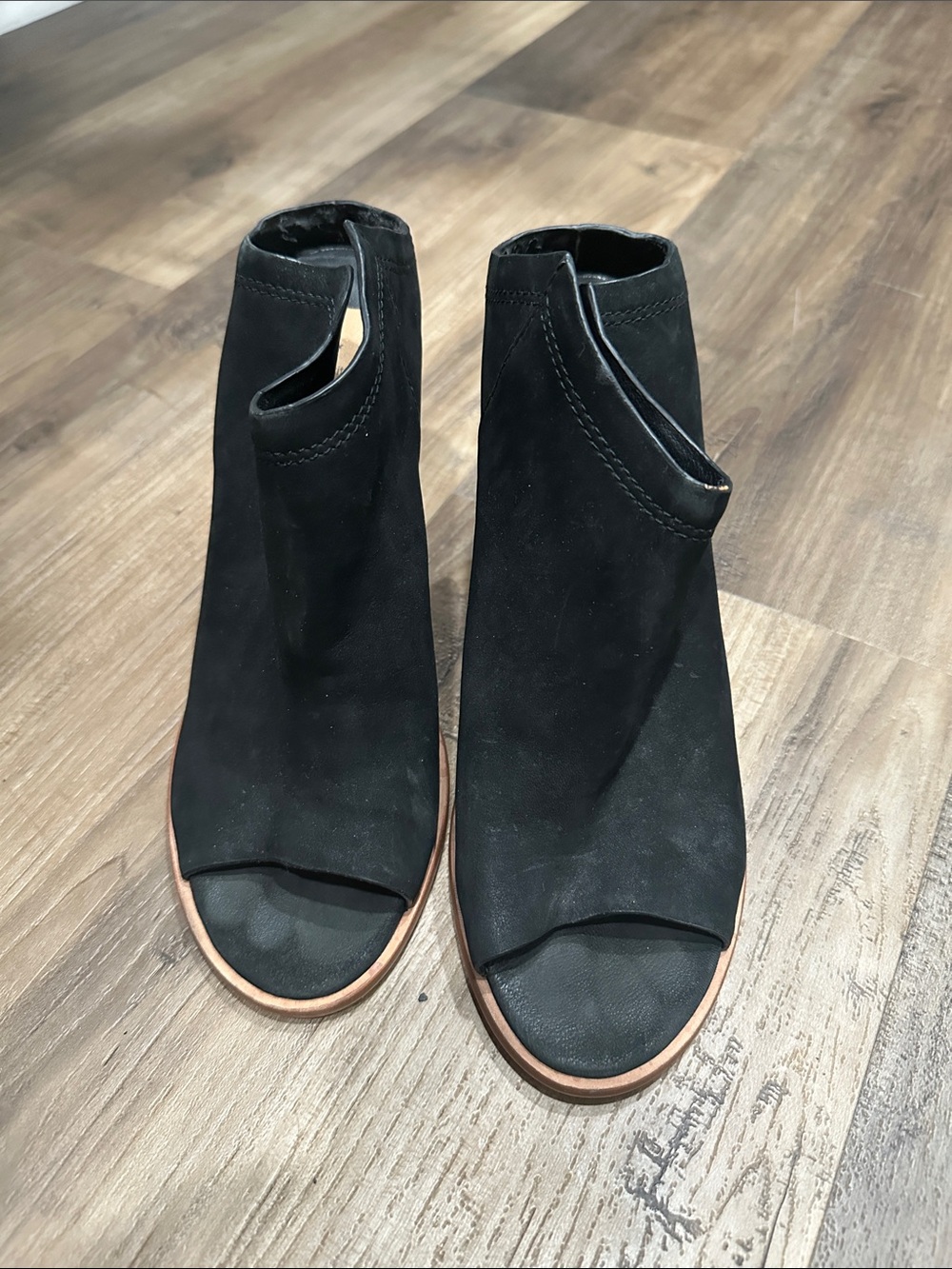 Dolce Vita Black Open-Toe Suede Mules with Tan Trim